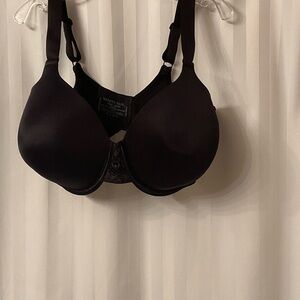 Vanity Fair Elegant Black Bra